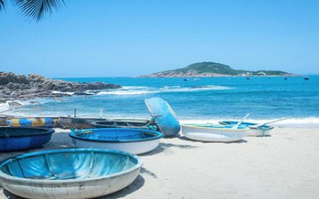 Saigon - Buon Ma Thuot - Kontum - Quy Nhon - Nha Trang